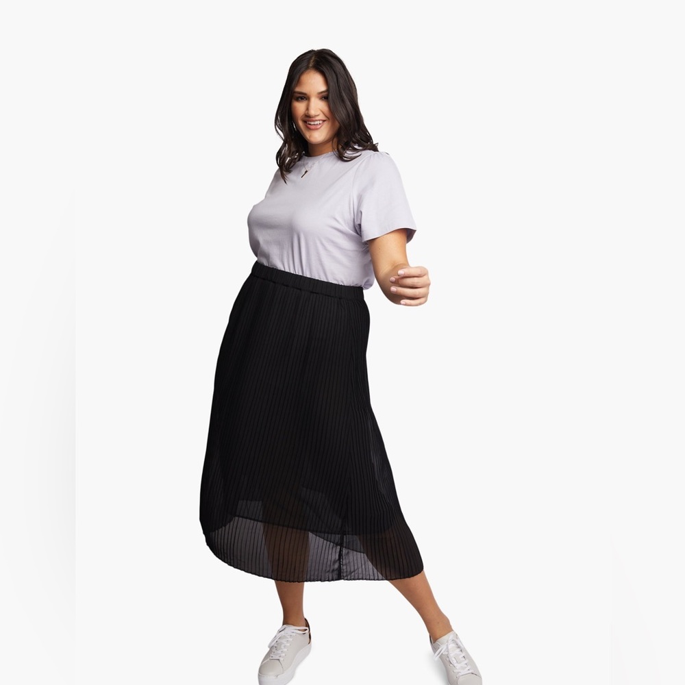 NWOT ABLE Bessie Pleated Skirt